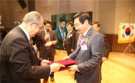 이동진 도봉구청장, 세종대왕 나눔봉사대상 수상
