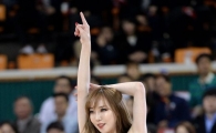 [포토]박민지 치어리더, '섹시미 과시한 공연'