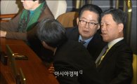 박지원, 더민주 탈당…"잠시 당을 떠난다"