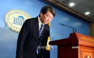 [포토]인사하는 안철수 의원
