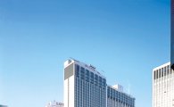 [위기의 롯데] 검찰 수사에 결국…호텔롯데, IPO 계획 공식 철회