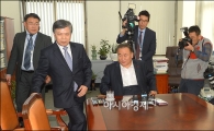 [포토]이상민 법사위원장, 로스쿨 원장 면담
