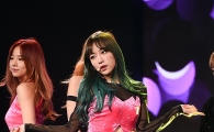 [포토] EXID 하니, 뻥 뚫린 의상 '화끈하니~'