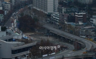[포토]텅빈 고가 도로와 꽉 막힌 만리재로 