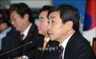 더민주, '윤상현 막말' 성토…"진박 좀비·품격 실종"