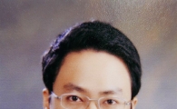 BGF리테일, 홍석조 회장 장남 전무 승진…2세 경영 박차