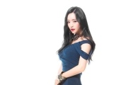 [포토] 홍수아, 과감한 옆트임 드레스…'섹시'