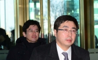 [포토]외교부 들어서는 이시카네 기미히로 日 국장 