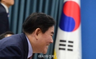 최경환 "무소속 찍는 것은 야당 찍는것" 견제 시작