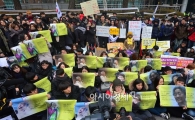 [포토]소녀상을 홀로 두지 않겠습니다 