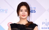 배우 최정윤, 결혼 5년만에 임신…태교에 전념 중