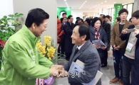 윤봉근 국회의원 예비후보,  “선거사무소 개소식 성황”