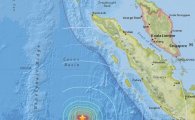 인도네시아서 7.8 강진…쓰나미 경보로 주민 대피