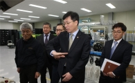 [포토] 정양호 조달청장, 충북 ‘우수조달기업’ 현장 방문