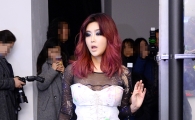[포토] 솔비, 과감한 무대 의상