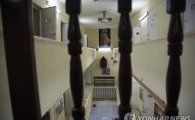 '국가 비상' 틈타 에콰도르서 100여 명 탈옥…교도관도 개입?