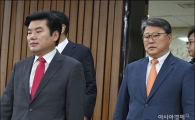 [포토]회의 참석하는 원유철