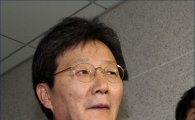 유승민 "문재인, 대통령이라면 또 북한에 물어 볼거냐" 직격탄 