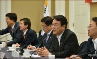 정진석 "국회의원 세비 삭감·동결 야당에 제안"