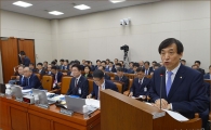 [포토]이주열 총재, 국회 기재위 업무보고