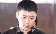 박유천, 첫 고소인과 관계 하기 전 ‘알몸 댄스’ 췄던 여성과…