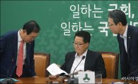 박지원 "靑 보도개입 사과 안하면 3野 공조 진상조사 추진"
