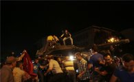 터키 쿠데타 유혈사태로 번져…軍 군중에 발포(종합)