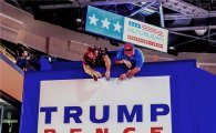 트럼프 '대관식' 美 공화전당대회, 화합 대신 분열 
