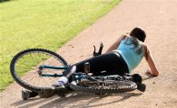 [건강을 읽다]여름에 '사고' 多…안전한 자전거 타기