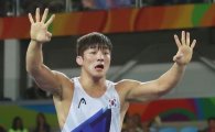 [리우올림픽]레슬링 김현우, 판정 논란 딛고 金보다 값진 동메달