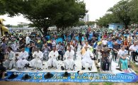 성주 군민 900여명, ‘사드배치 반대’ 단체 삭발시위