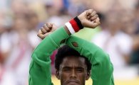[리우올림픽] 에티오피아 마라토너 “은메달 땄지만 돌아갈 곳이 없다”