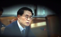 [포토]답변하는 김재수 후보자
