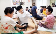 [포토]광주 동구, 경로당 어르신 출장 진료 실시