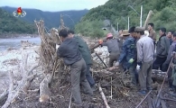 北 대규모 홍수로 138명 사망·400명 실종, 국제사회 손길 이어져