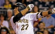 강정호, 한국인 MLB 시즌 최다 홈런 타이 실패…오승환의 20S도 무산
