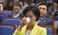 [포토]답답한 추미애 대표