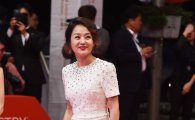 [포토] '부산국제영화제' 배종옥, 우아한 드레스 자태