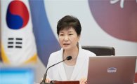 박 대통령 '4주 연속' 지지율 하락…26%로 '역대 최저'