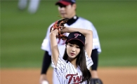 [포토]나인뮤지스 경리, '늘씬한 와인드업'