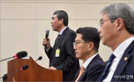 [포토]답변하는 이관순 한미약품 대표