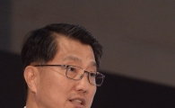 [포토]인사말하는 진웅섭 금융감독원장
