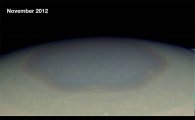 [스페이스]색을 바꾸는…토성의 '육각형' 소용돌이