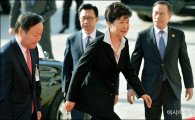[포토]국회 들어서는 박근혜 대통령