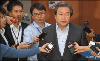 김무성 "재창당 수준의 혁신 이뤄져야…지도부 총사퇴 주장은 와전된 것"