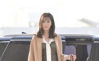 소녀시대 서현, 분위기로 압도하는 공항패션