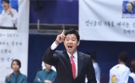 신한은행 신기성 감독 "김단비 치중된 공격 해결해야"