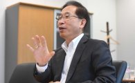 [아시아초대석] "삼성의 1.5조 획기적 지원…성과·인기보다 창의성 승부"