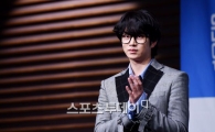 ‘슈퍼주니어’ 김희철 “교통사고 후유증으로 정상적 활동 어려워”