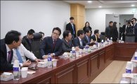 與 비주류 "연내 집단탈당 확실…1차 탈당 최소 30명"(상보)